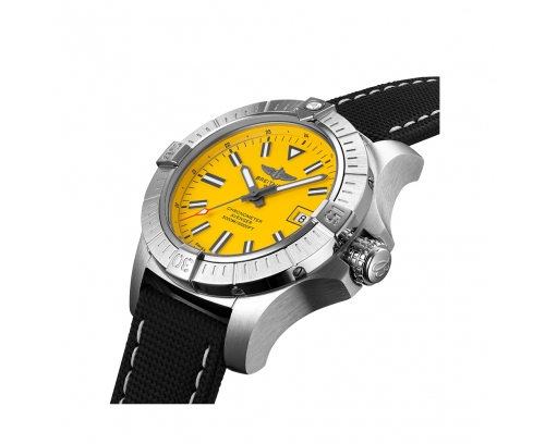 Montre Breitling Avenger Seawolf automatique cadran jaune bracelet en cuir de veau anthracite 45 mm