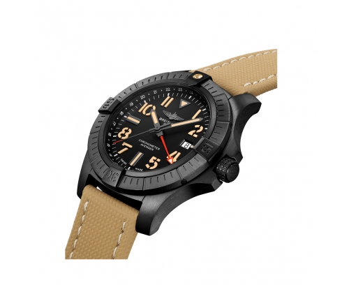 Montre Breitling Avenger automatique cadran noir bracelet en cuir de veau sable 45 mm