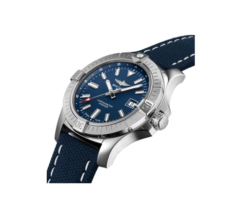 Montre Breitling Avenger automatique cadran bleu bracelet en cuir de veau bleu 43 mm