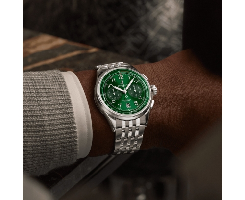 Montre Breitling Premier B01 automatique cadran vert bracelet en acier inoxydable 42 mm
