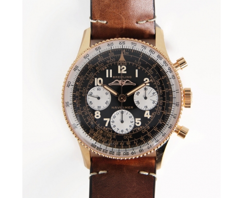 Montre Breitling Navitimer 1959 chronographe Édition Limitée cadran noir bracelet cuir de veau brun 41 mm