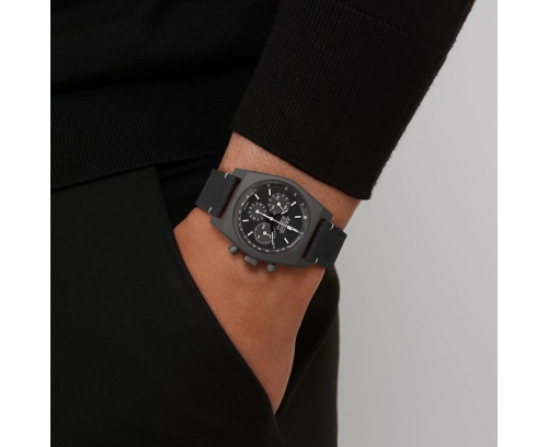Montre Zenith Chronomaster Revival Shadow automatique cadran noir bracelet caoutchouc noir effet cordura 37 mm