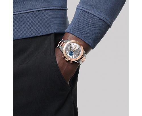 Montre Zenith Chronomaster Sport automatique cadran argenté bracelet en or rose et acier 41 mm