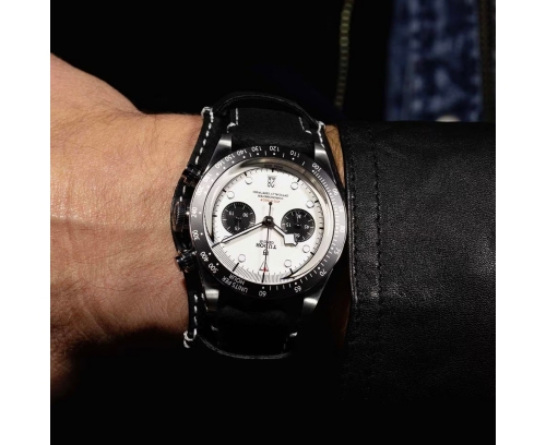 Montre Tudor Black Bay Chrono automatique cadran opalin bracelet en cuir noir 41 mm