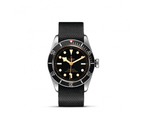 Montre Tudor Black Bay automatique cadran noir bracelet tissu noir 41 mm