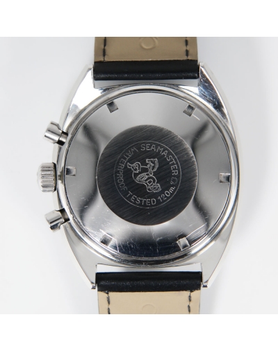 Montre Omega Seamaster Soccer Time 1969 chronographe mécanique acier cadran gris bracelet cuir 41x46mm