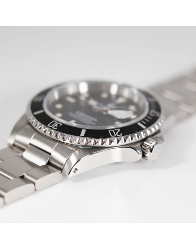 Montre Rolex Submariner Date 1991 automatique acier cadran noir bracelet Oyster 40mm