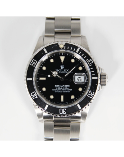Montre Rolex Submariner Date 1991 automatique acier cadran noir bracelet Oyster 40mm