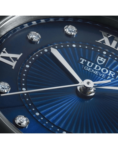 Montre Tudor Clair de Rose automatique cadran bleu index diamants bracelet acier 34 mm